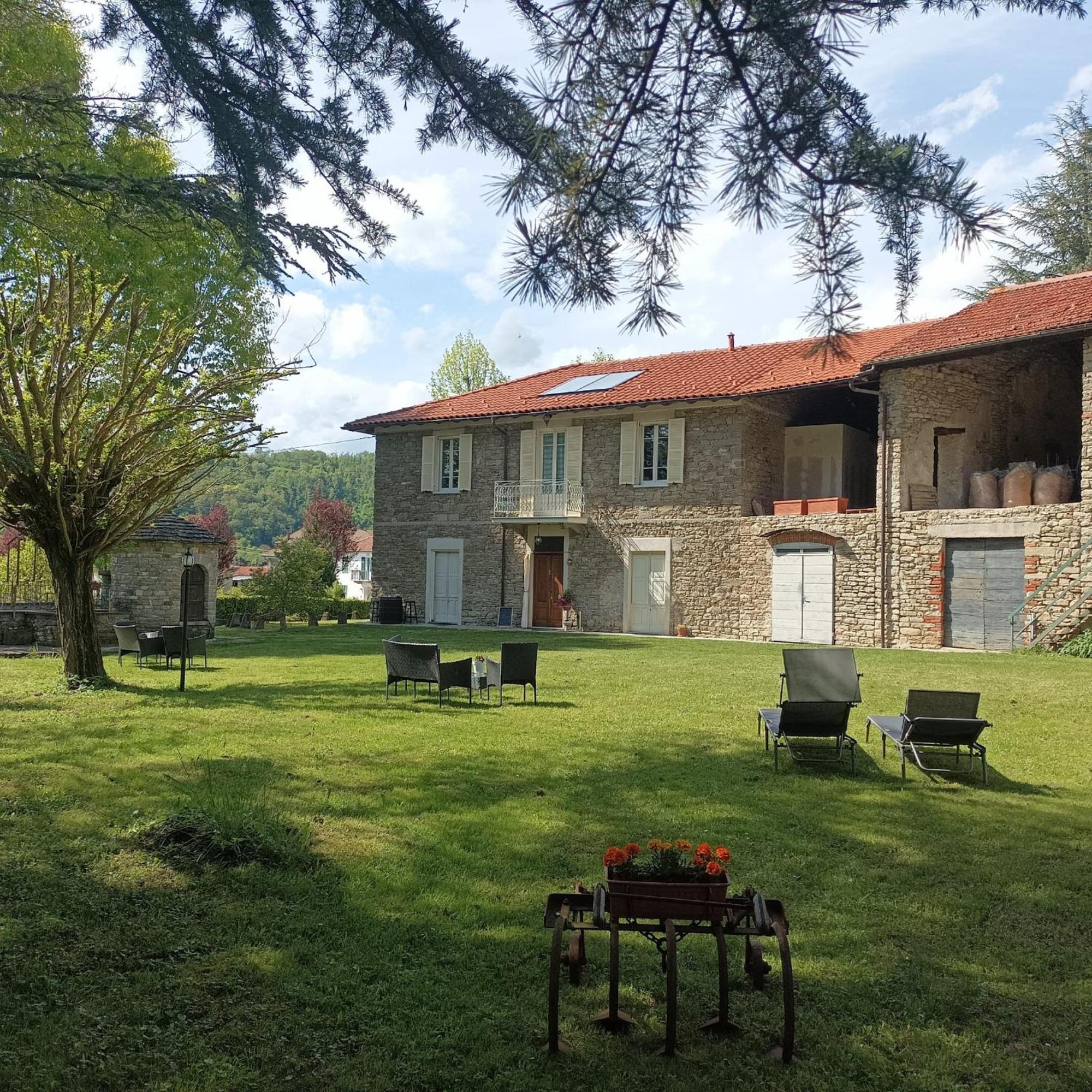 Il Giardino Di San Martino Bed & Breakfast Saliceto Dış mekan fotoğraf